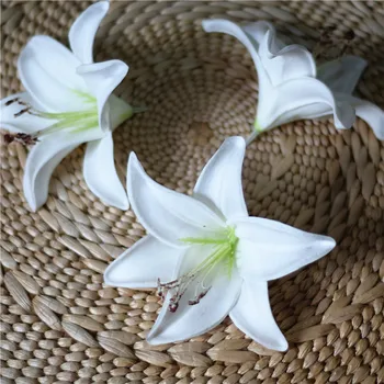 Balts Mākslīgie ziedi Tiger Lily Dabas Nekustamā Touch Ziedi Ziedu galviņas kūka apdare un kāzu pušķi