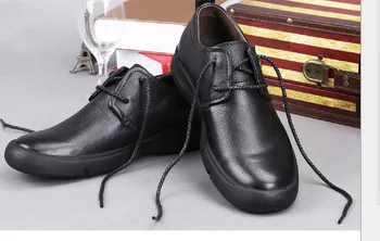 Vasarā 2 jaunas vīriešu kurpes korejiešu versija tendence 9 vīriešu ikdienas apavi elpojoši apavi Z2Y246
